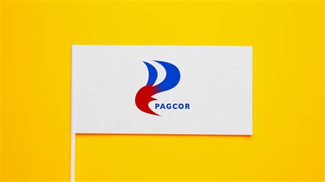 Pagcor employees get payslips with GCG.